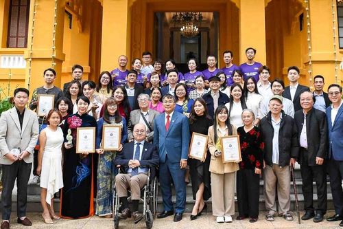 Trao giải cuộc thi sáng tác ca khúc ngành Ngoại giao và các cuộc thi phong trào nhân kỷ niệm 80 năm thành lập Ngành