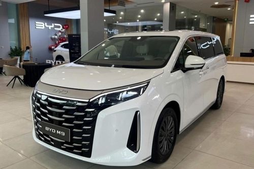 Cận cảnh BYD M9 mới ra mắt tại Việt Nam, giá từ 1,999 tỷ đồng
