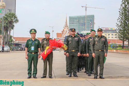 Thắt chặt tình đoàn kết, hữu nghị của quân và dân ở khu vực biên giới hai nước Việt Nam - Campuchia