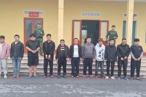 11 người nước ngoài vượt biên bằng đường biển bị khởi tố