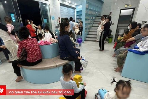 Những bệnh trẻ em thường mắc vào mùa nồm ẩm và cách phòng tránh
