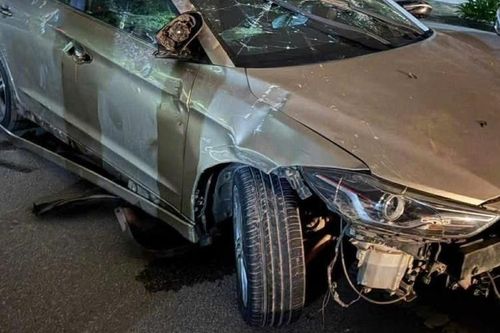 Vụ đám đông đập phá ô tô ở Nghệ An: Tạm giữ tài xế và 9 đối tượng liên quan