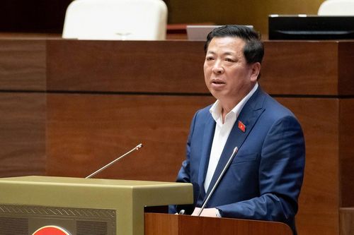 'Mới đây, 22h tôi phải ngồi cùng cục trưởng giải quyết việc hãng bay chậm chuyến'