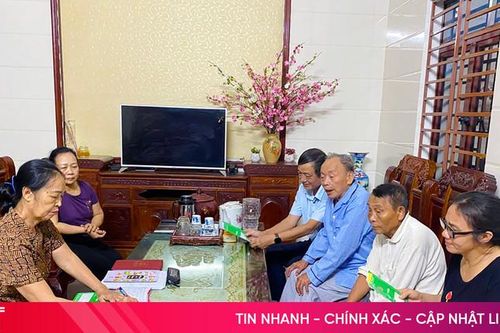 Những 'cánh tay nối dài' trong công tác giảm nghèo ở phường Sông Trí