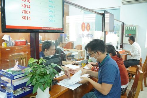 Giải quyết thủ tục hành chính trực tuyến - Bài cuối: Vẫn còn vướng mắc kết nối dữ liệu giữa các bộ ngành