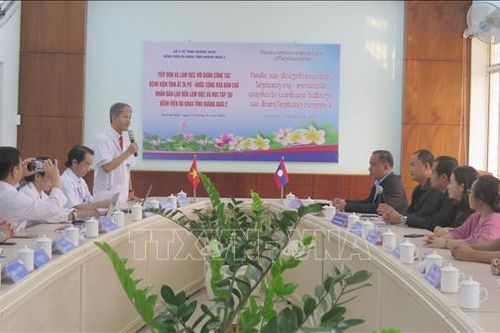Chuyển giao kỹ thuật gây mê nhi cho Bệnh viện tỉnh Attapeu, Lào