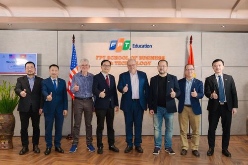 Triển khai chương trình MBA định hướng tư duy quản trị số đầu tiên tại Việt Nam