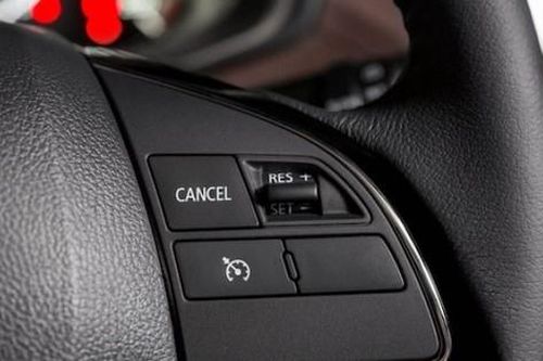 Coi chừng bị phạt tốc độ dù đã cài Cruise Control trên Mitsubishi Xpander Cross
