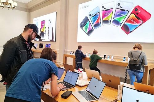 Apple gặp sai lầm có 1-0-2, nhiều người mua 'tưởng gặp dưa bở'