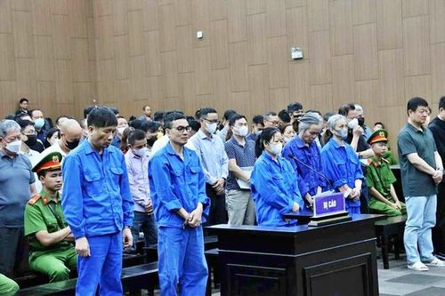 Cựu Phó Chủ tịch tỉnh Phú Thọ lĩnh án 3 năm 6 tháng tù vì đánh bạc