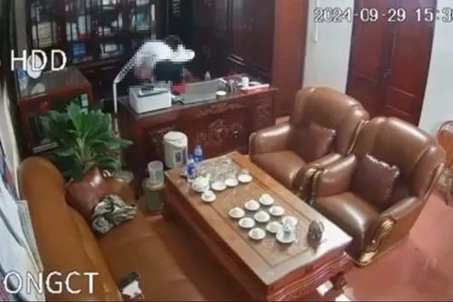 Phát tán clip 'thân mật' ở Ninh Bình có bị truy cứu trách nhiệm hình sự?