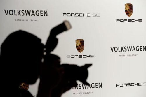 Porsche gặp khủng hoảng