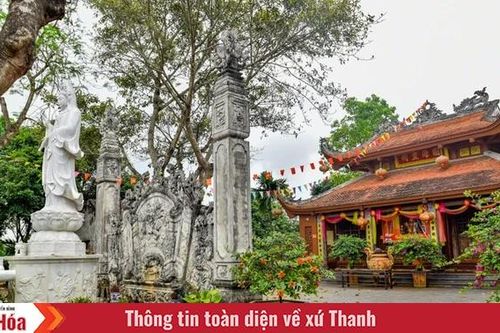 Linh thiêng đền Quốc Mẫu