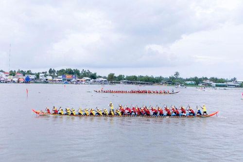 Đua ghe ngo - hòa nhịp văn hóa, thể thao Khmer