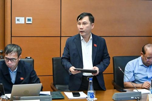 Đề nghị cấm tuyệt đối việc đầu tư kinh doanh thuốc lá điện tử, thuốc lá nung nóng
