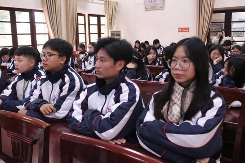 Giữ vững trận địa tư tưởng