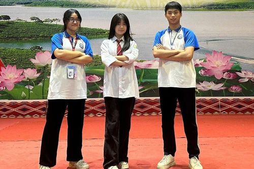 'Thanh âm hạnh phúc' - tác phẩm truyền cảm hứng của học sinh Nguyễn Huệ