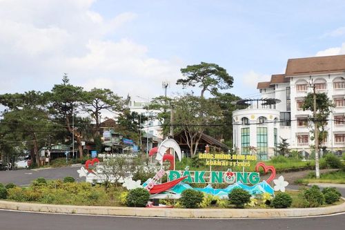 Các phường 'quên' chỉnh trang đô thị?