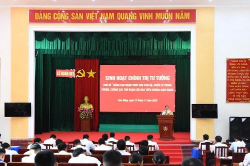 Lữ đoàn 681 nâng cao nhận thức phòng chống lừa đảo trên không gian mạng