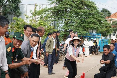Lan tỏa tinh thần đoàn kết trong cộng đồng thôn Tà Hine