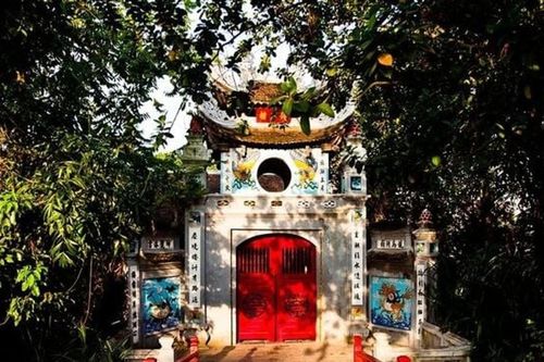 Đền Ngọc Sơn: Khám phá ốc đảo bình yên giữa lòng Hà Nội