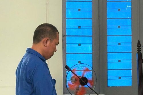 Lãnh án vì trộm tài sản của 'thần bài' gốc Việt