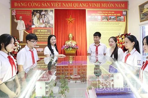 Lan tỏa phong trào thi đua Học tốt - dạy tốt