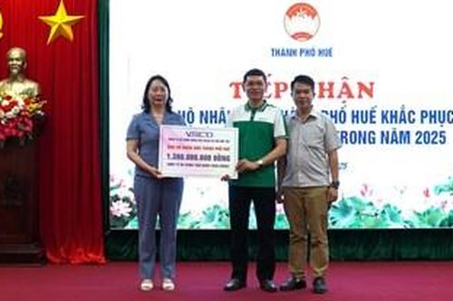 Nhiều tổ chức, cá nhân hỗ trợ Huế hơn 103 tỷ đồng để khắc phục hậu quả mưa lũ