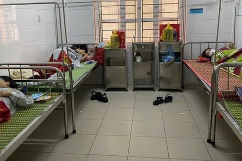 Huế: Tiếp nhận 14 công nhân nghi ngộ độc thực phẩm sau bữa cơm trưa
