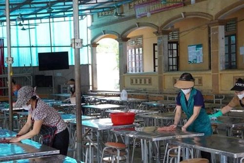 Nghệ An: Gần 400 học sinh một trường nghỉ học để phòng dịch cúm A