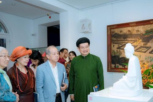 Giới thiệu sưu tập tác phẩm mỹ thuật của Bảo tàng Mỹ thuật Huế