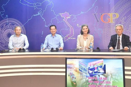 Việt Nam vươn lên mạnh mẽ, biến thách thức thành cơ hội