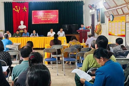 Tổ đại biểu số 4 HĐND xã Hòa An tiếp xúc cử tri trước kỳ họp thường lệ cuối năm