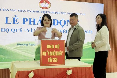 Phường Nùng Trí Cao phát động ủng hộ Quỹ 'Vì người nghèo' năm 2025