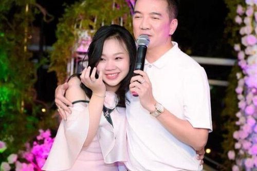 Đàm Vĩnh Hưng mừng sinh nhật con gái duy nhất trong biệt thự tiền tỷ, khoe món quà bé Polo gửi tặng chị hai