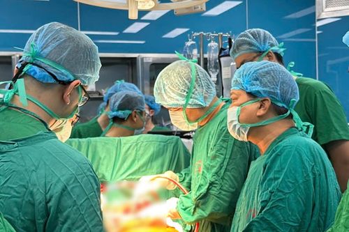 Lần đầu Việt Nam thực hiện thành công 2 ca ghép phổi trong một ngày