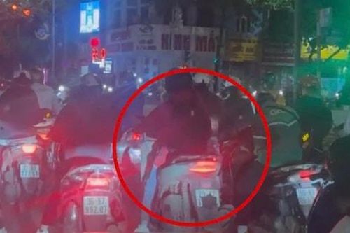 Dùng khẩu trang che biển số, nam thanh niên bị phạt 12 triệu đồng