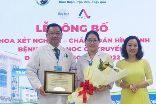 Bệnh viện y học cổ truyền đầu tiên của Việt Nam đạt chứng nhận ISO 15189:2022