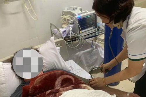 Cấp cứu kịp thời người đàn ông nước ngoài đau thắt ngực lúc rạng sáng