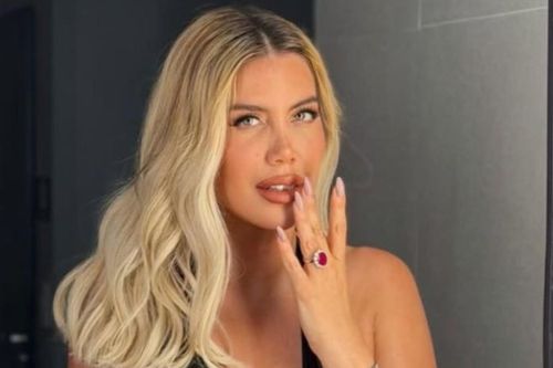 Wanda Nara úp mở kết hôn lần 3