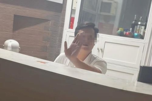 Trách nhiệm của nền tảng đặt phòng vụ khách sạn 'đuổi' khách lúc 2h