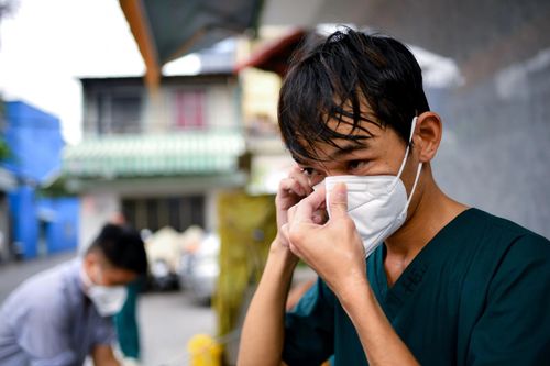 Đài tưởng niệm nạn nhân Covid-19: Thắp nén hương, tưởng nhớ và biết ơn