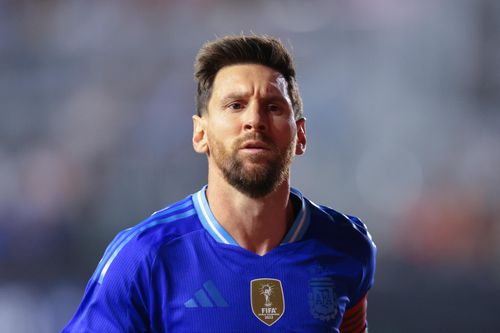 Kỷ lục khiến Messi thua kém Ronaldo ở tuyển quốc gia