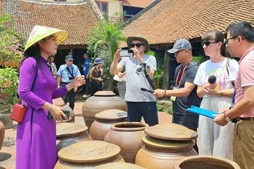 Khai thác 'mỏ vàng' du lịch ngoại thành