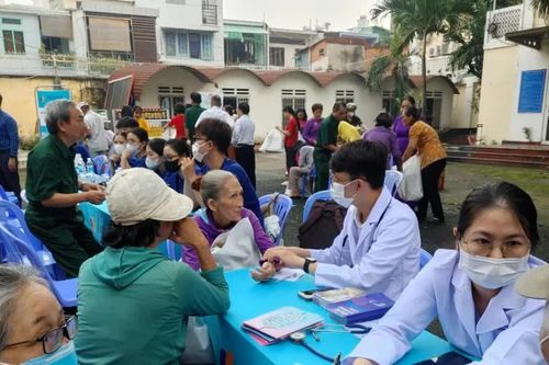 Phường Bình Thạnh lập mô hình 'Bình Thạnh e-Lắng nghe' xây dựng chính quyền vững mạnh