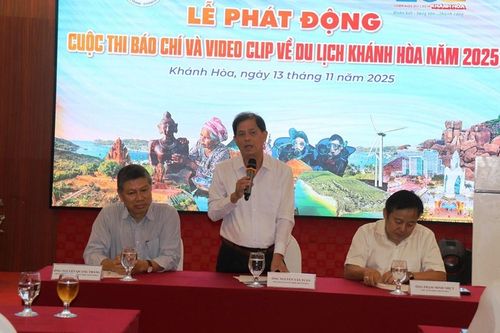 Phát động Cuộc thi 'Du lịch Khánh Hòa - Bức tranh đa sắc'