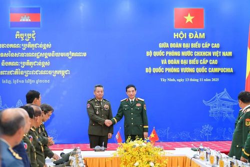 Toàn cảnh Giao lưu hữu nghị quốc phòng biên giới Việt Nam-Campuchia lần thứ 2