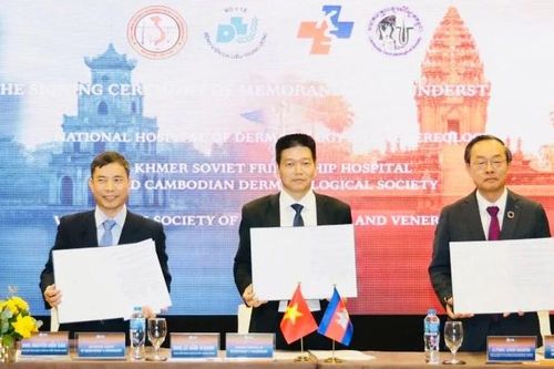 Hợp tác Việt Nam-Campuchia trong lĩnh vực da liễu