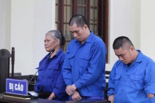 Đôi bạn nghiện cùng ngồi tù vì ma túy