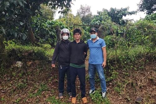 Không chịu tại ngoại thì nhập trại